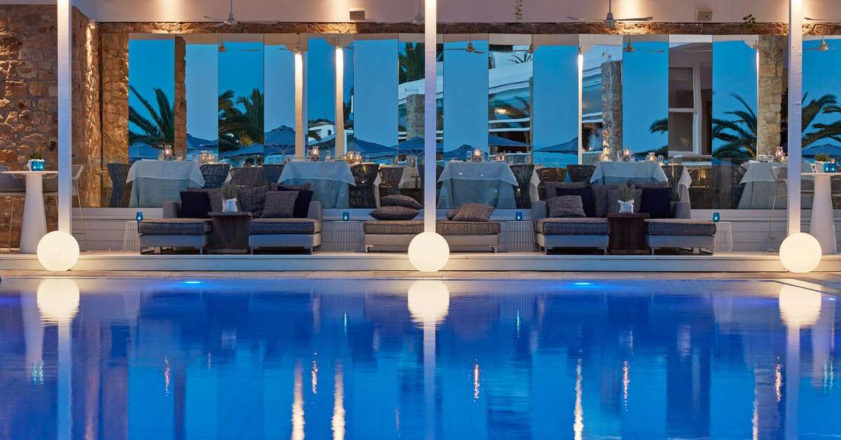 Een foto van het zwembad bij Myconian Ambassador - Relais & Chateaux