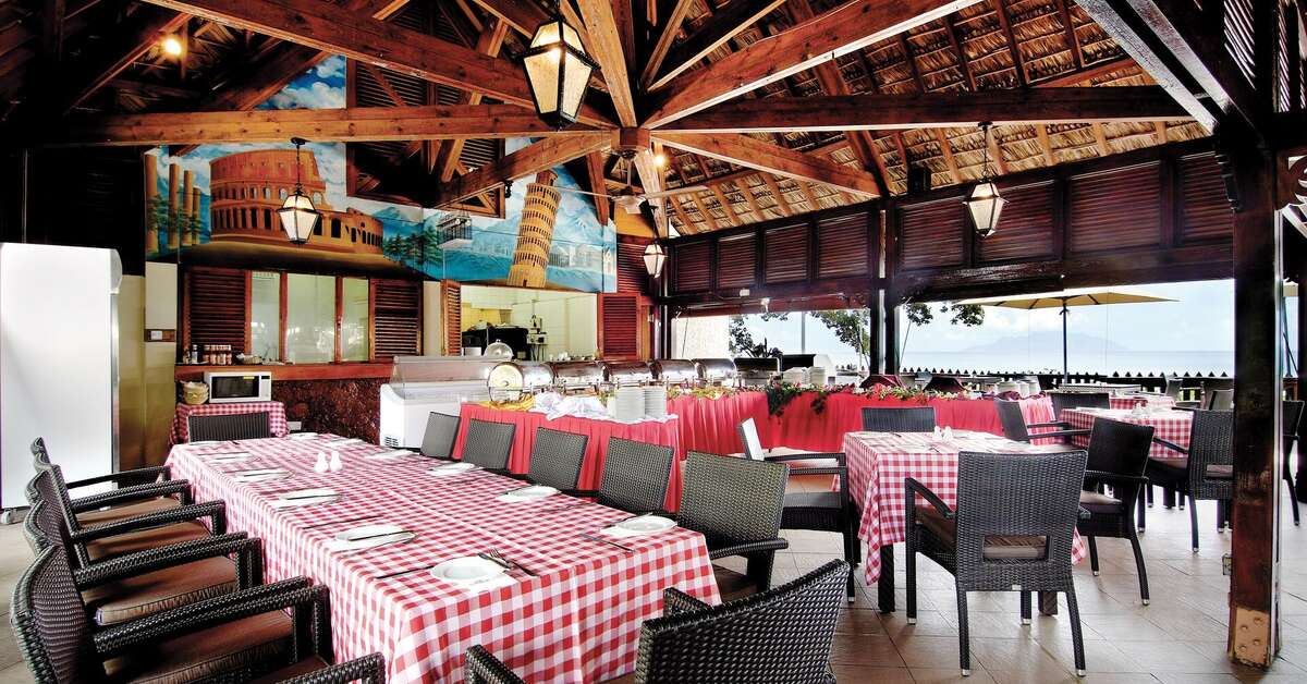 Ein Foto von den Einrichtungen im Berjaya Beau Vallon Bay Resort & Casino