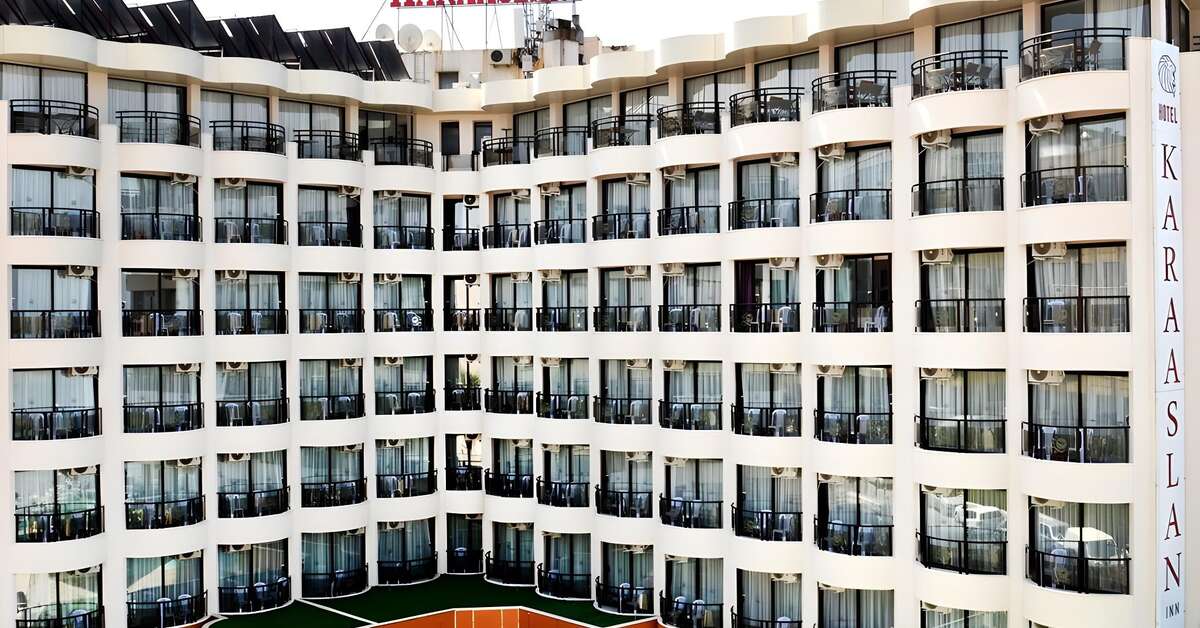 Ein Foto von der Außenansicht des Hotel By Karaaslan Inn