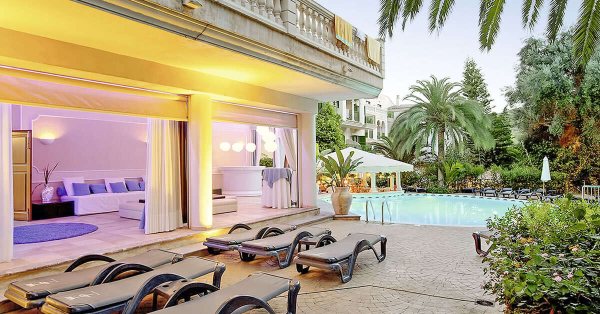 Een foto van het zwembad bij Hotel Lago Garden Suites & Spa