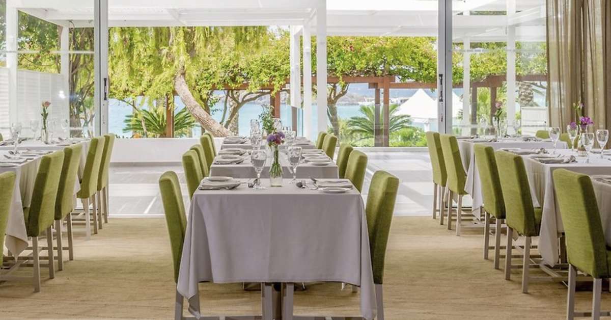 Een foto van Nissi Beach Resort