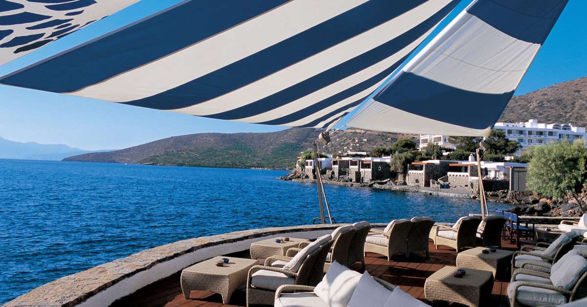 Een foto van het terras bij Elounda Beach Hotel & Villas