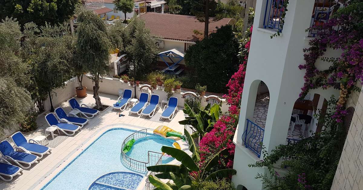 Een foto van het zwembad bij Villa Aquarius