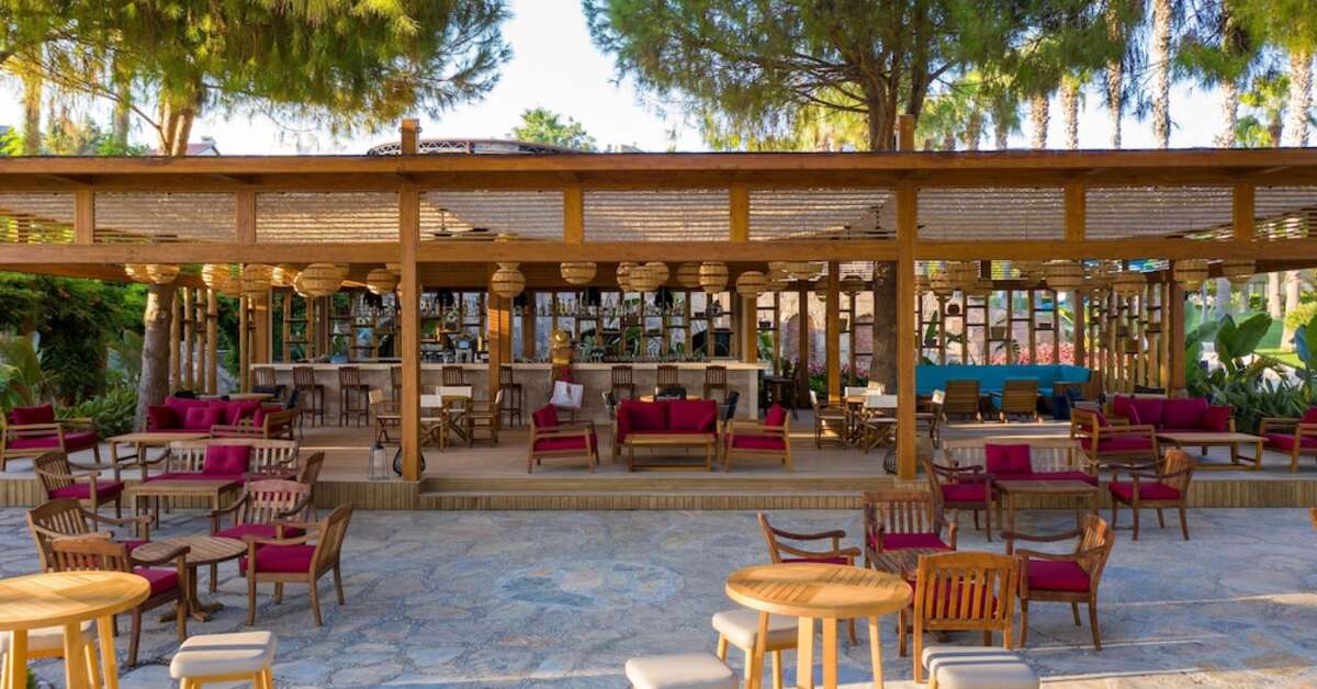 Ein Foto Arum Barut Collection