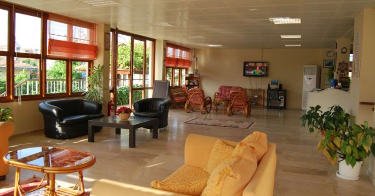 Een foto van het interieur van Hotel Binlik