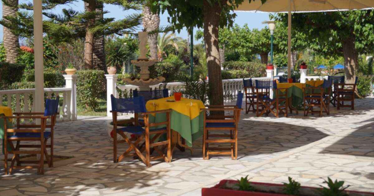 Een foto van het terras bij Brati Arcoudi Hotel