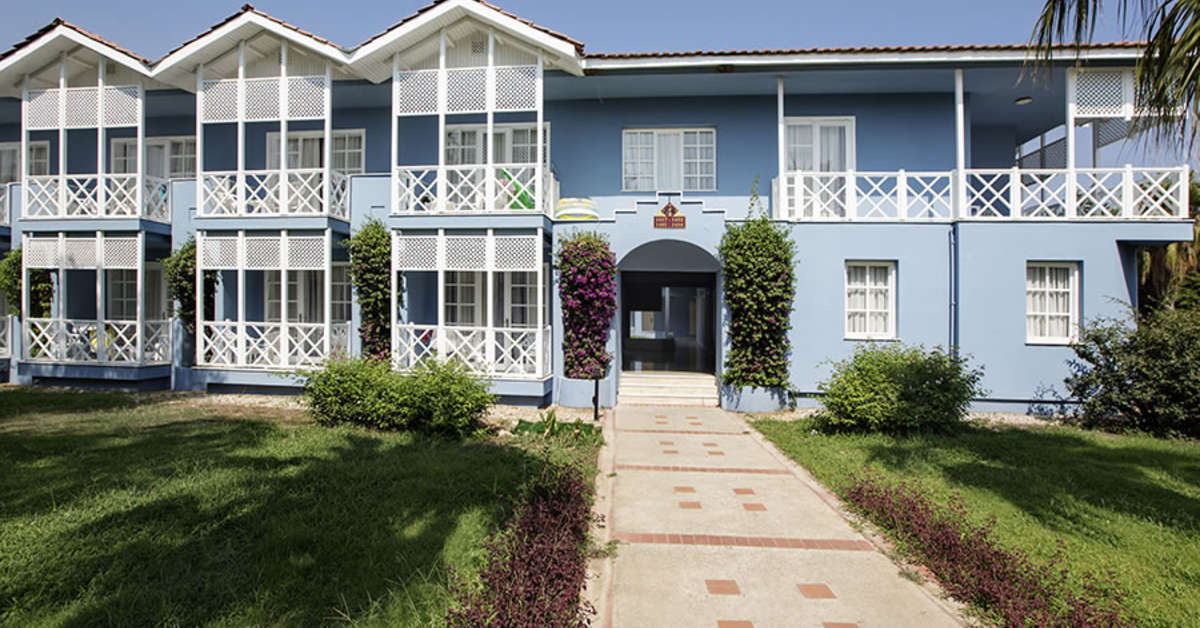 Een foto van de buitenkant van Asteria Family Resort Side