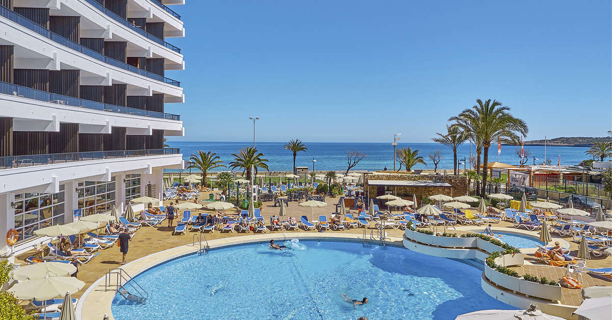 Een foto van het zwembad bij Allsun Hotel Sumba