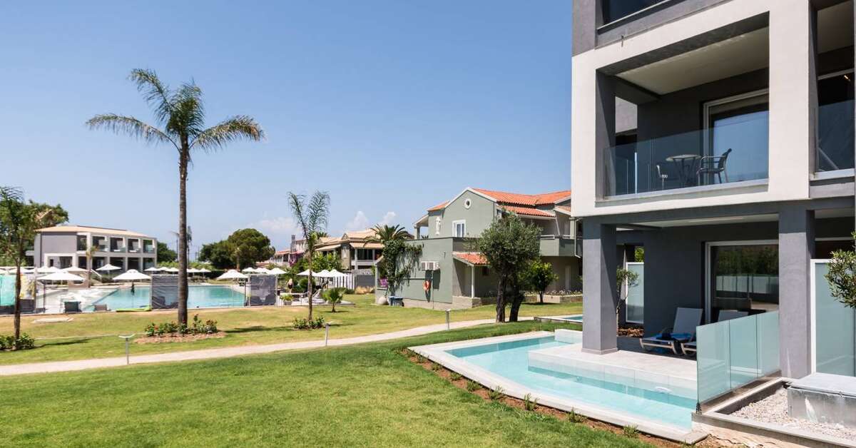 Ein Foto Acharavi Beach Hotel