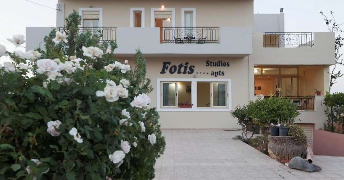 Een foto van een overzicht van Fotis Studios & Appartementen
