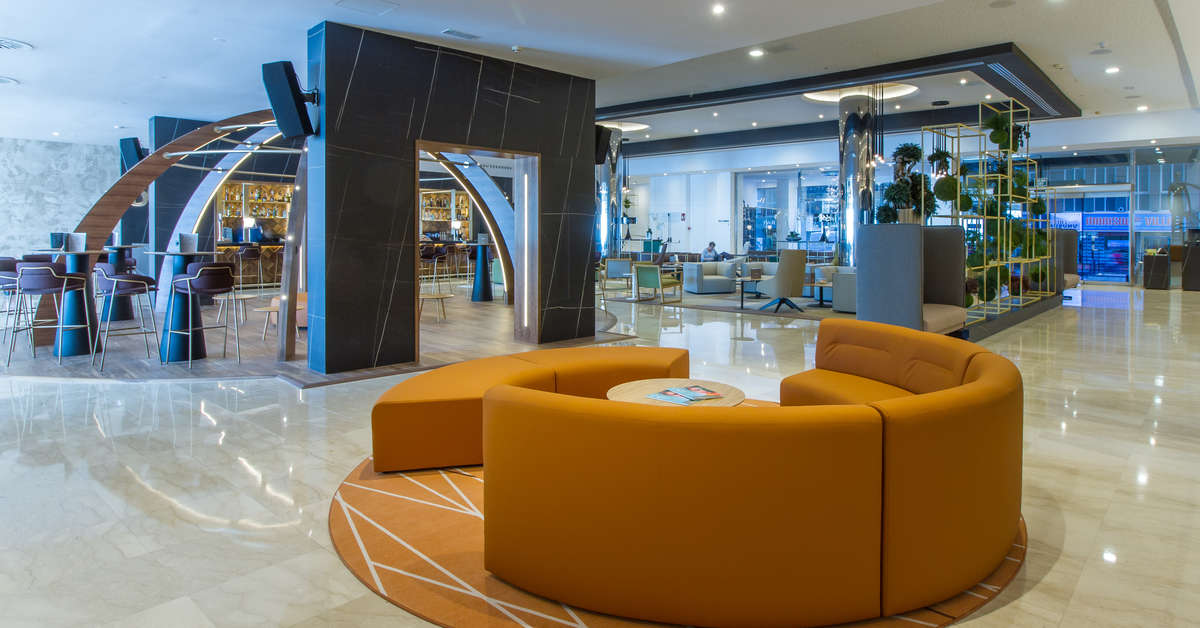 Een foto van het interieur van Solymar Gran Hotel
