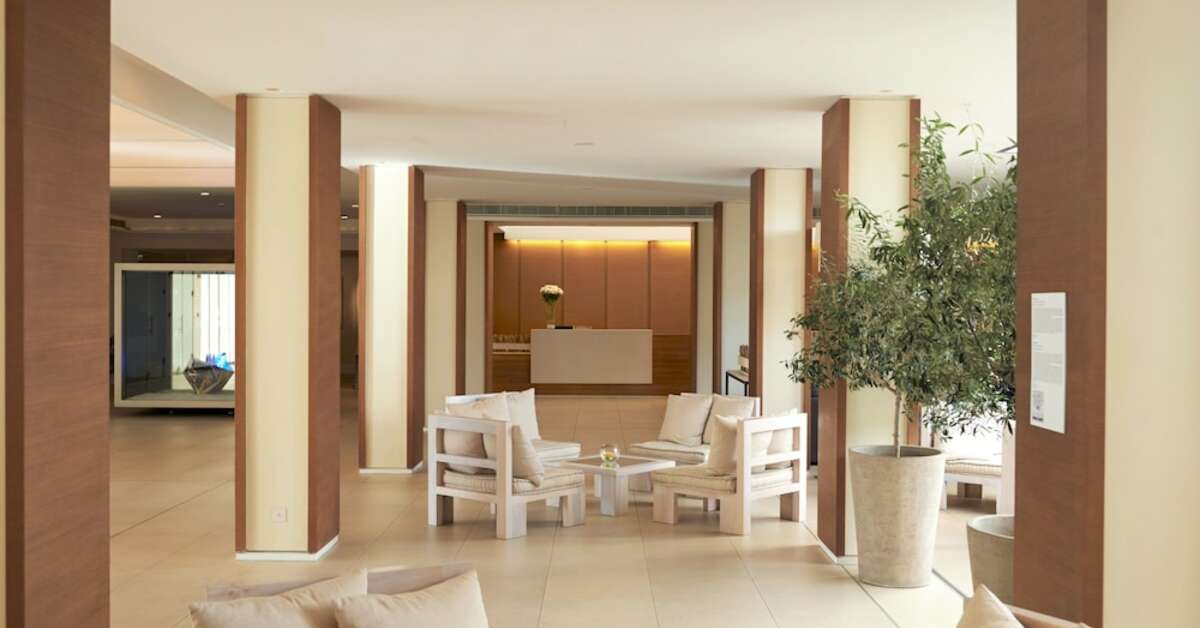 Een foto van het interieur van Capo Bay Hotel