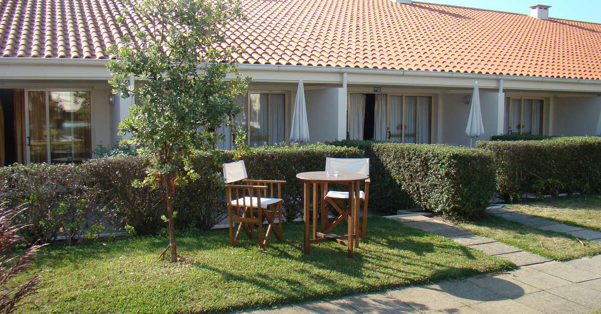 Een foto van de buitenkant van Appartementen Clube Pinhal da Foz
