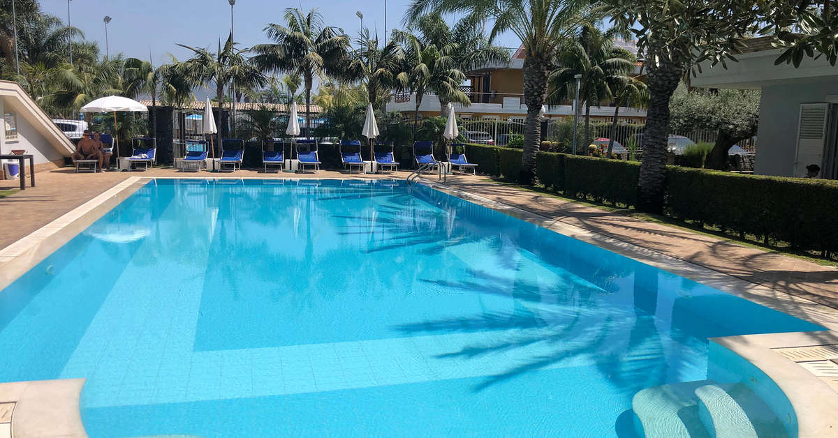 Een foto van het zwembad bij Villa Galati Resort