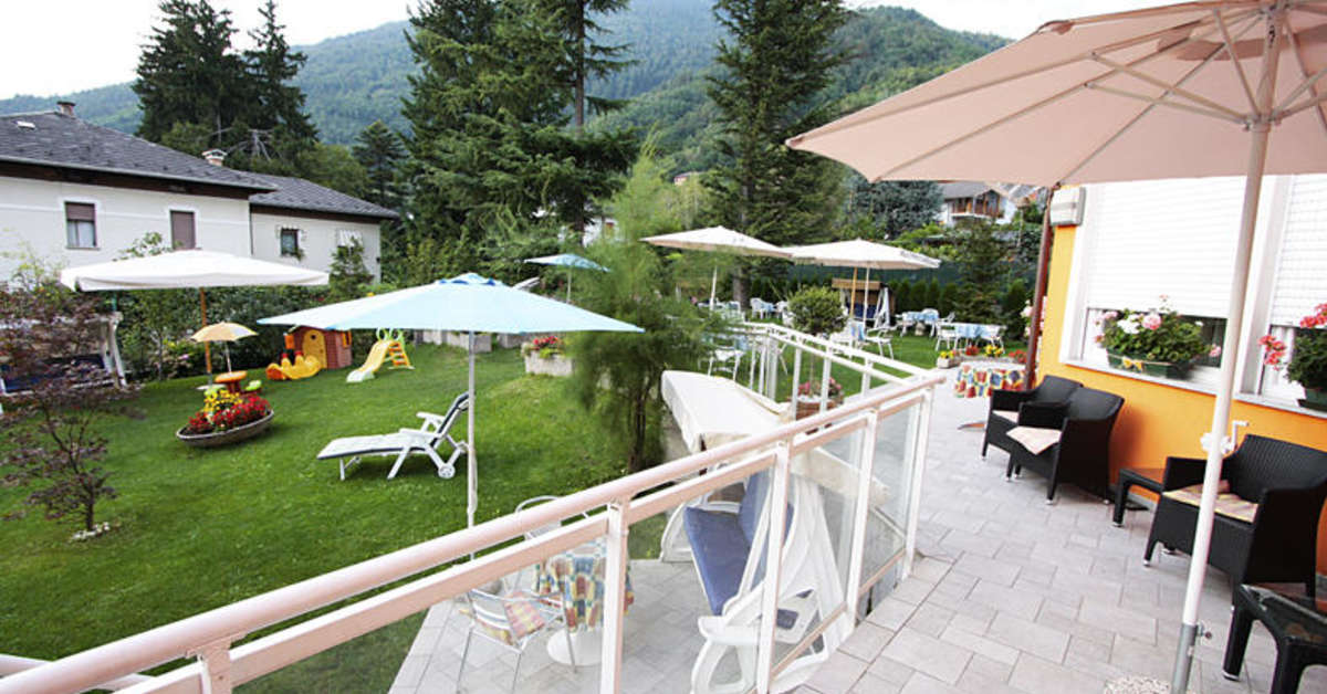 Een foto van het terras bij Bio Hotel Elite