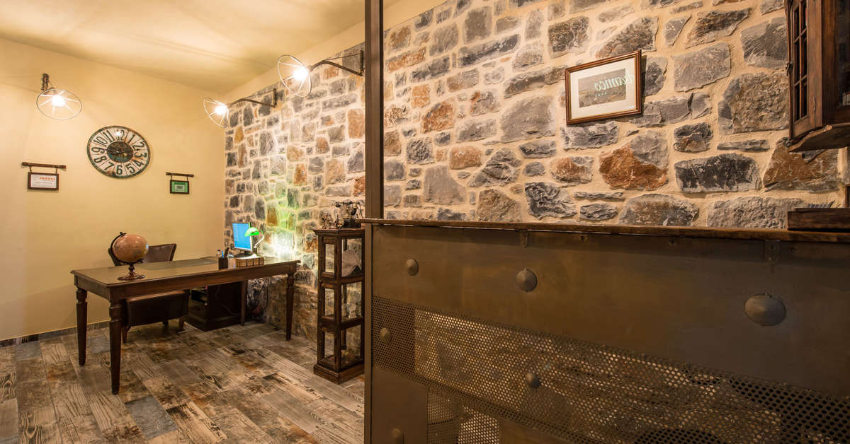 Een foto van het interieur van Balsamico Traditional Suites