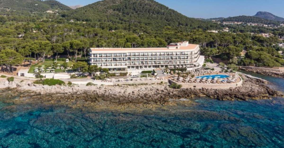 Een foto van de buitenkant van Grupotel Aguait Resort & Spa