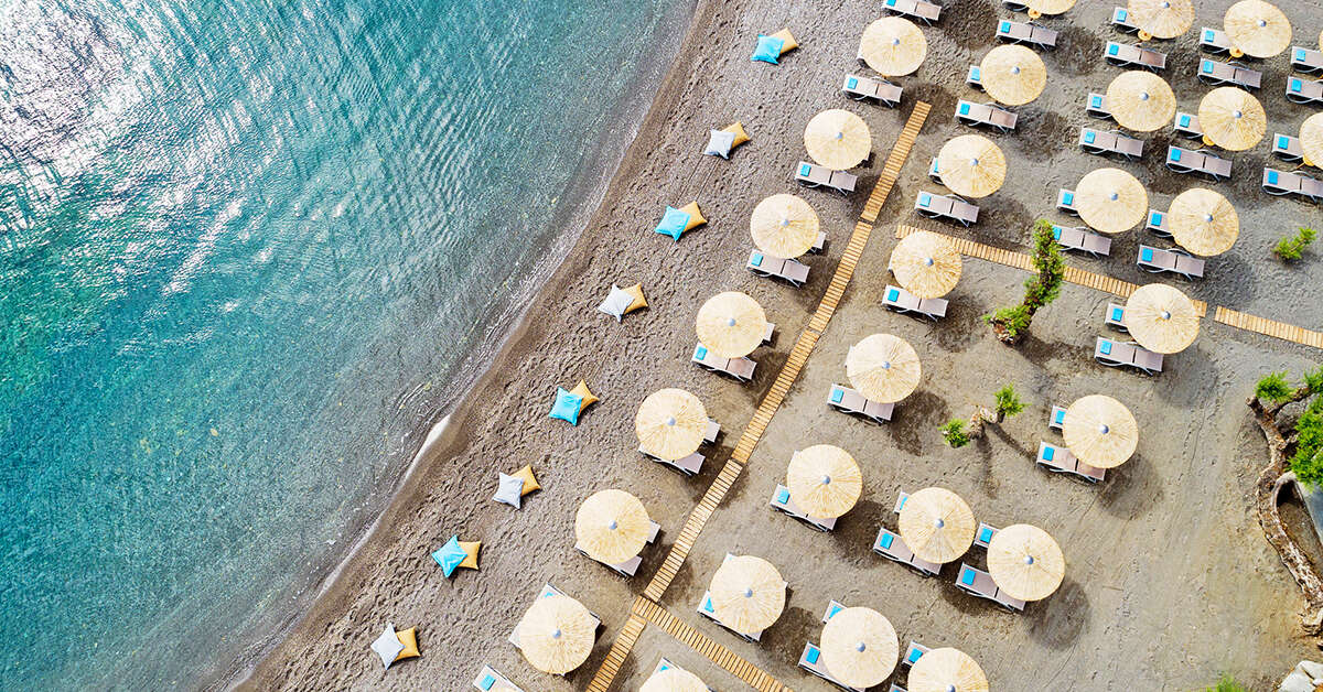 Een foto van het strand bij Out of the Blue Capsis Elite Resort