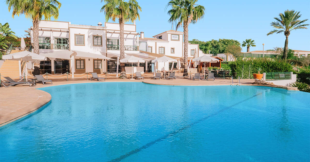 Een foto van het zwembad bij Vale d'el Rei Hotel & Villas