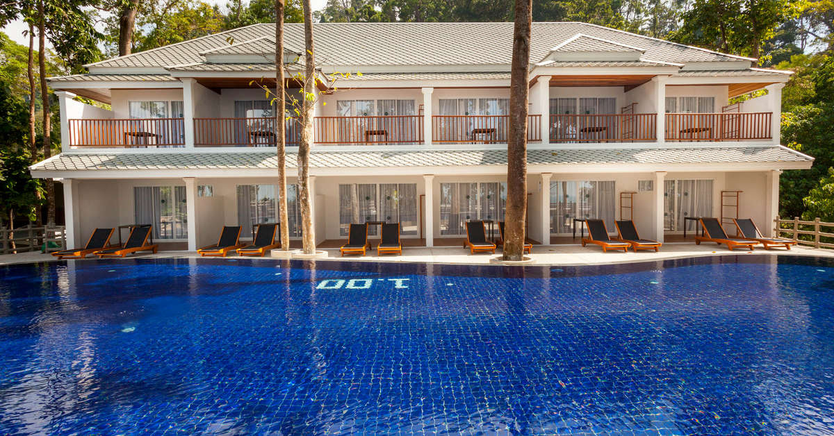 Een foto van het zwembad bij Sentido Khao Lak Resort