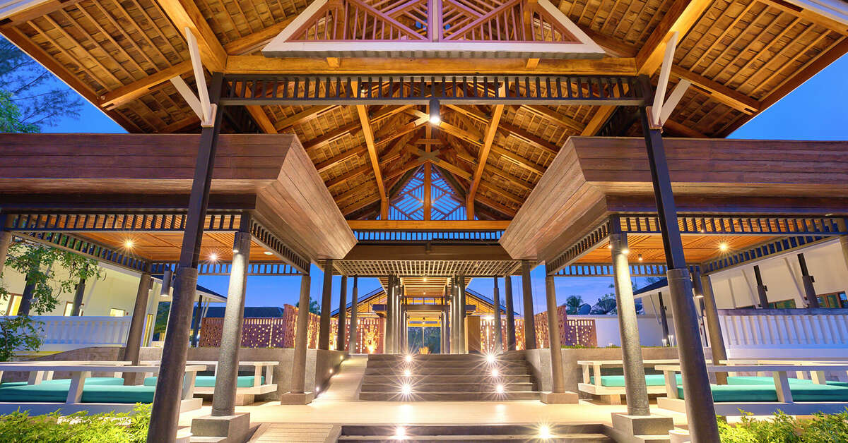 Een foto van Outrigger Khao Lak Beach Resort