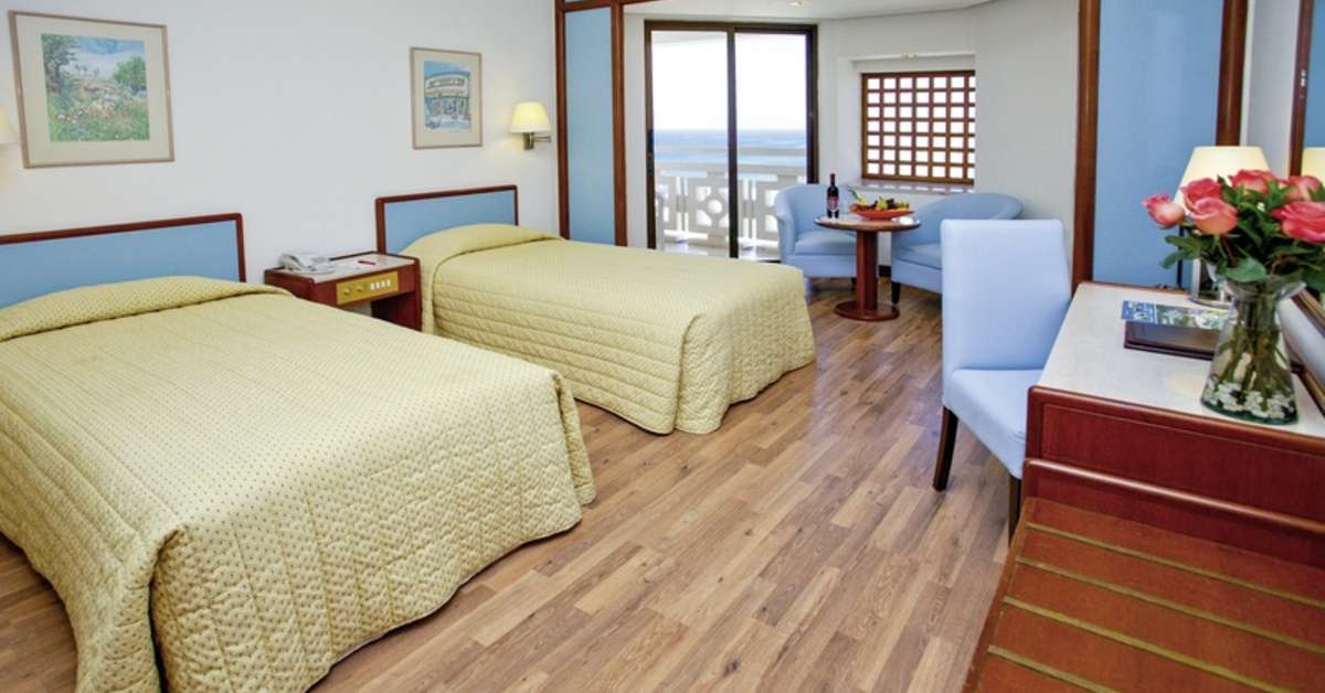 Een foto van St. Raphael Resort