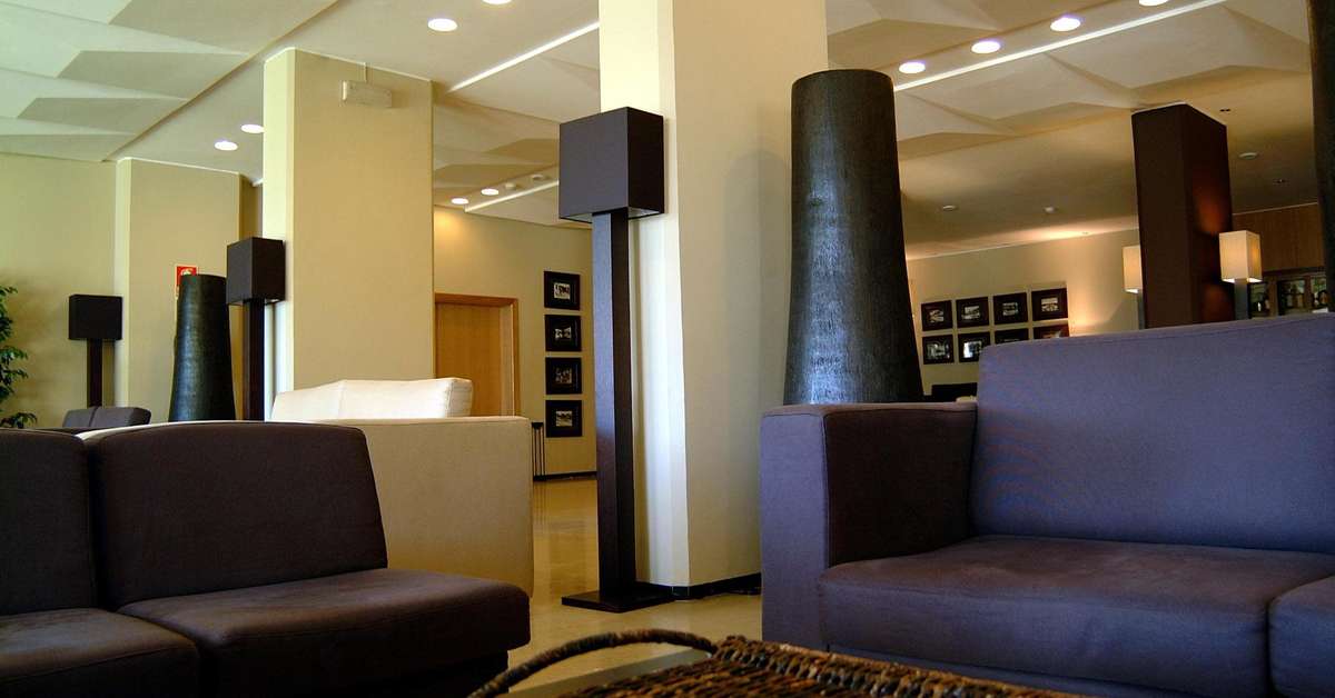 Een foto van het interieur van Hotel Praia Mar Carcavelos