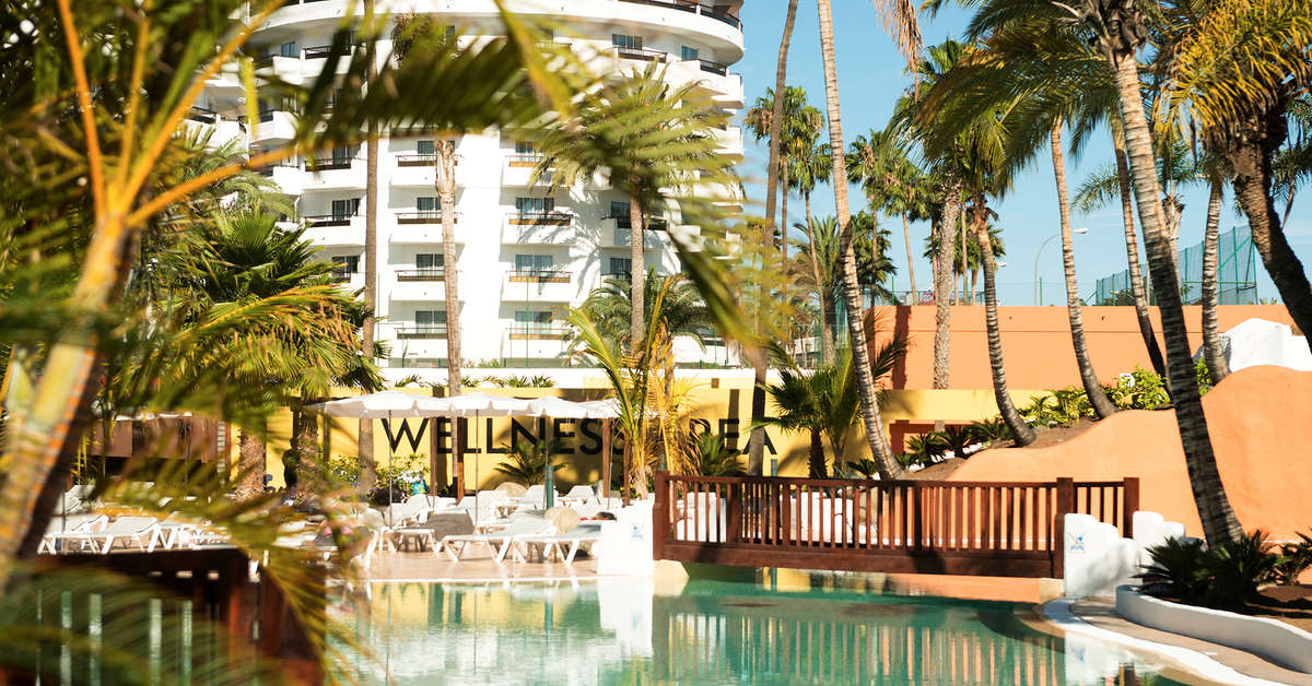 Ein Foto vom Pool im Gran Canaria Princess