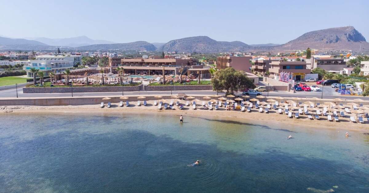 Een foto van het strand bij Senseana Sea Side Resort