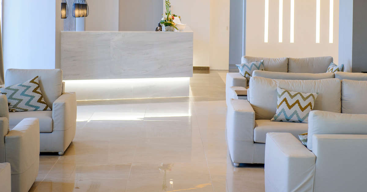 Een foto van het interieur van Alexandra Beach Resort