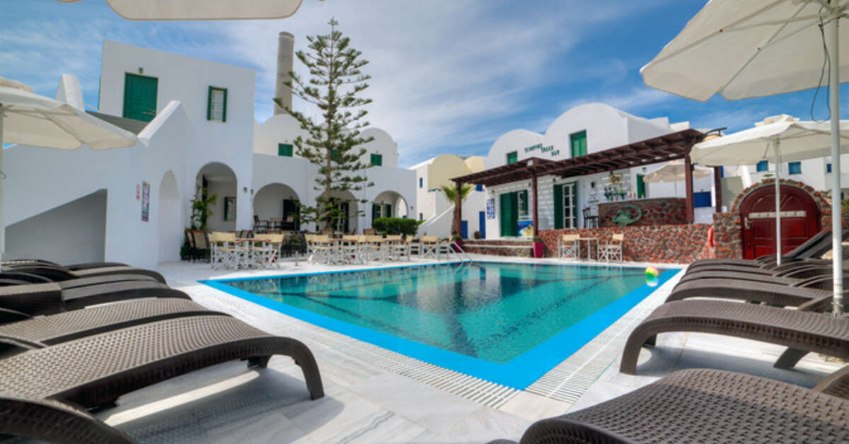 Een foto van het zwembad bij Scorpios Beach Hotel