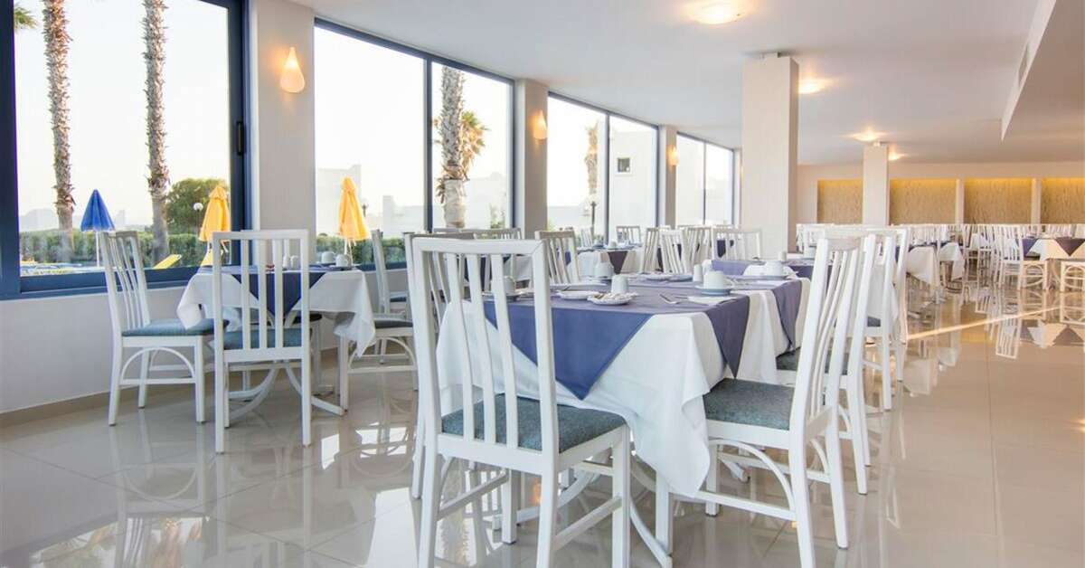 Een foto van de faciliteiten bij Aeolos Beach Hotel