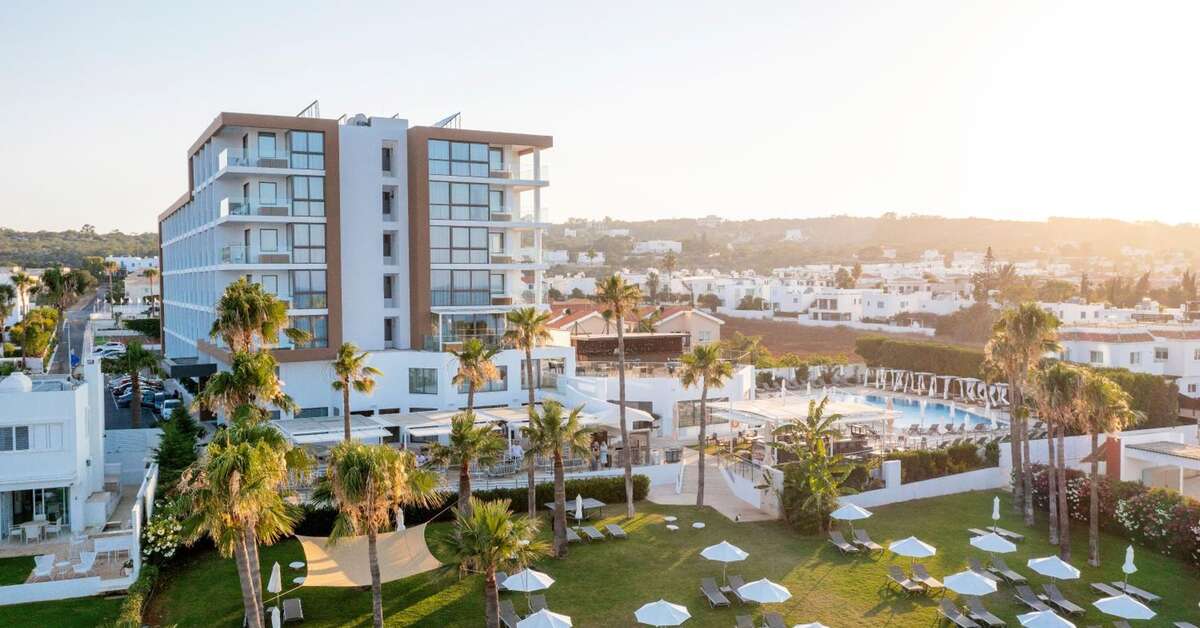 Een foto van Leonardo Crystal Cove Hotel & Spa by the Sea
