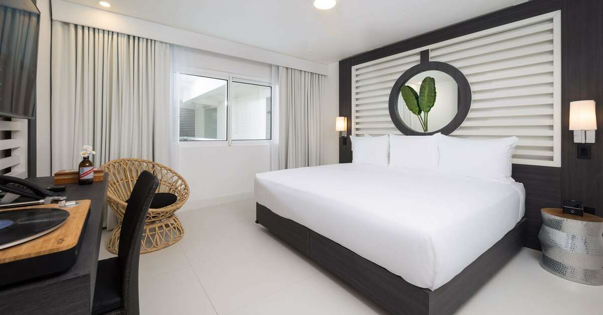 Een foto van S Hotel Jamaica