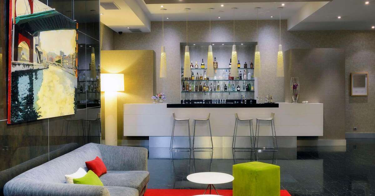 Een foto van NH Collection Villa de Bilbao