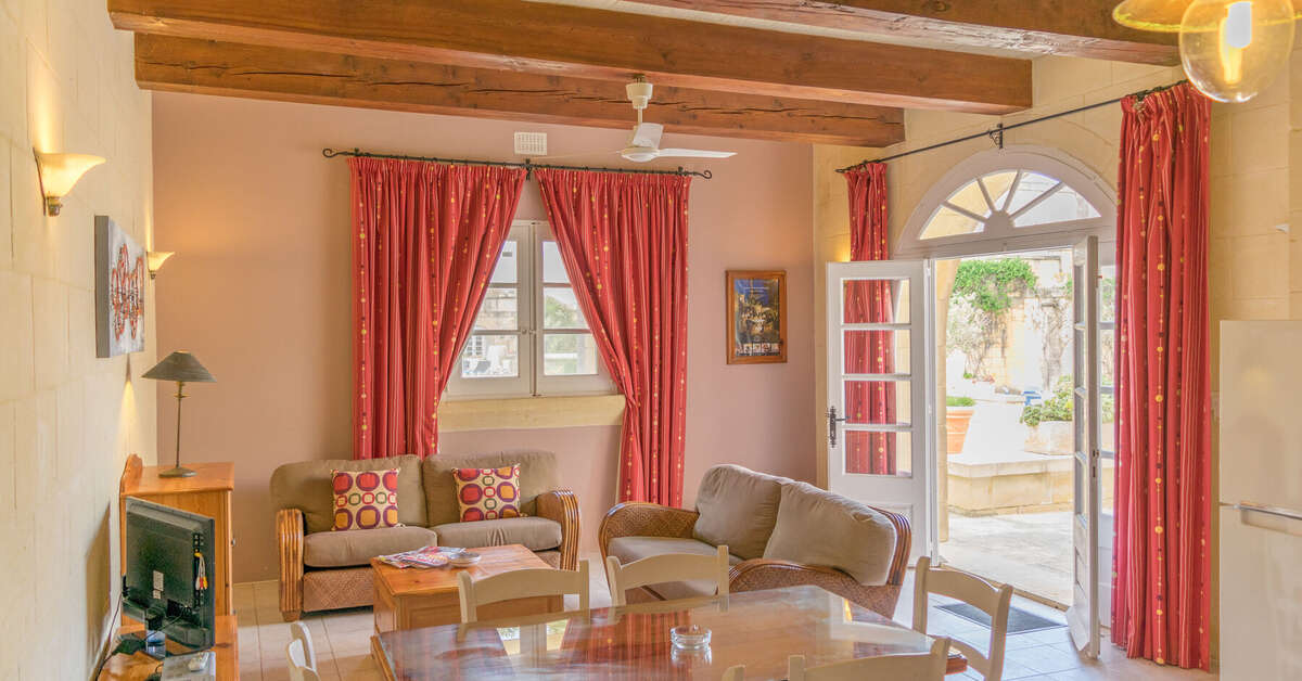 Een foto van het interieur van Villagg Tal Fanal