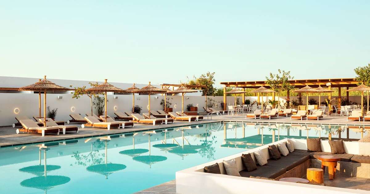 Een foto van het zwembad bij Pearl Beach Hotel