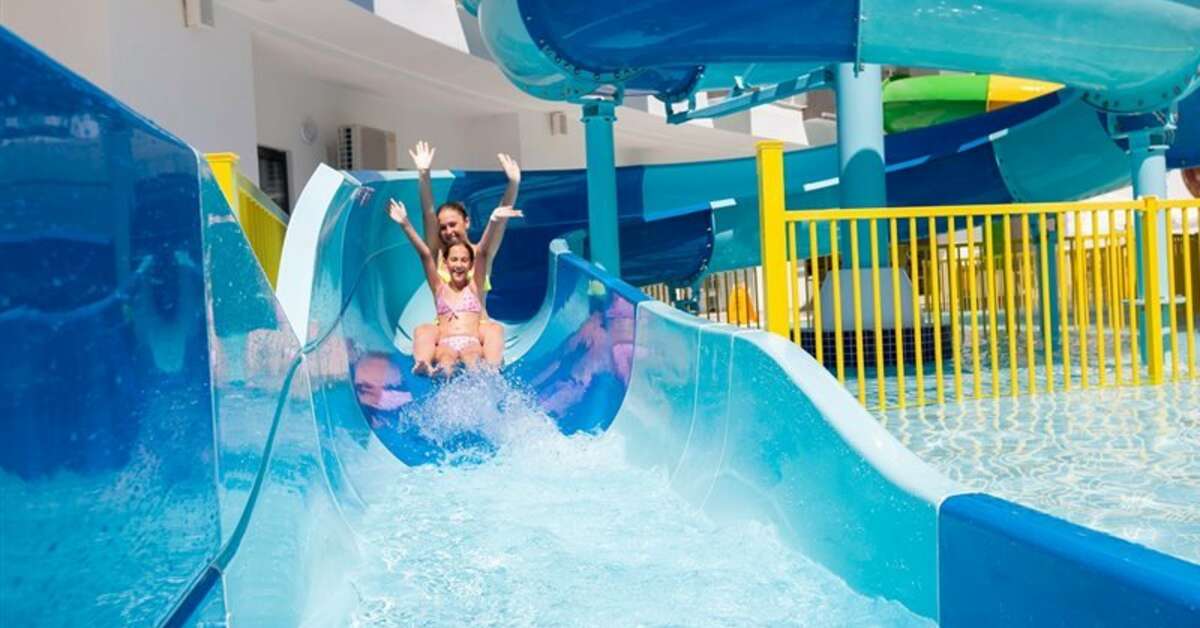 Een foto van het zwembad bij Narcia Resort Side
