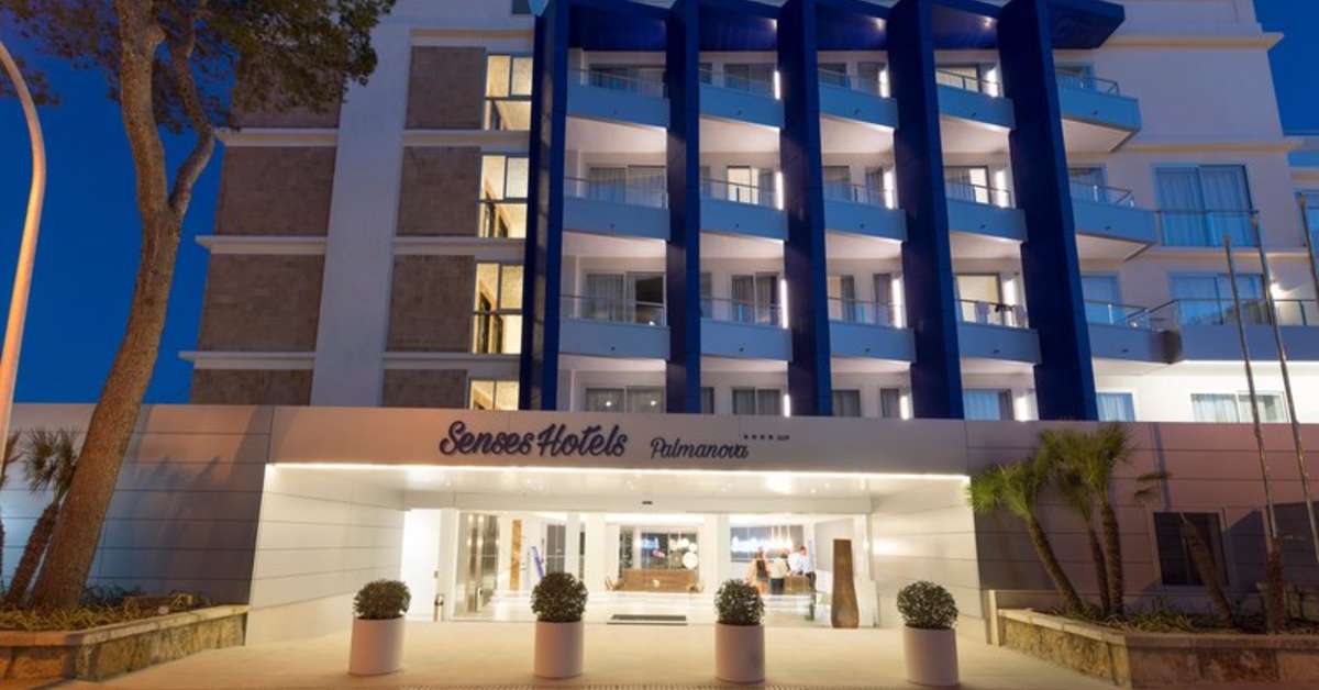 Ein Foto von der Außenansicht des Reverence Mare Hotel