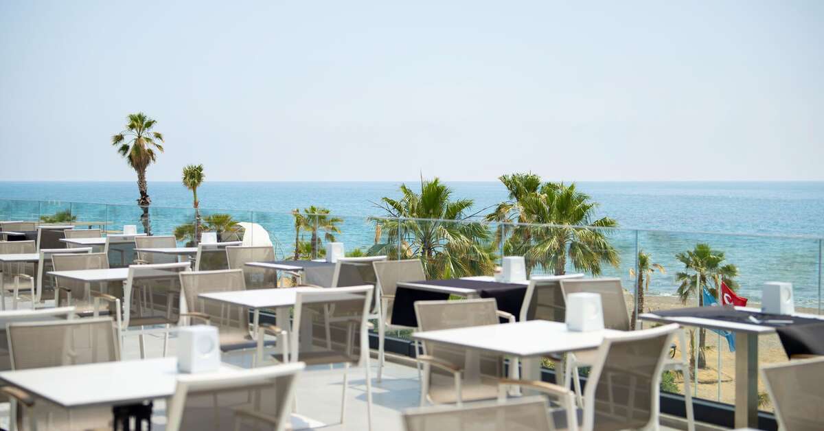 Een foto van de faciliteiten bij Flora Garden Beach Hotel