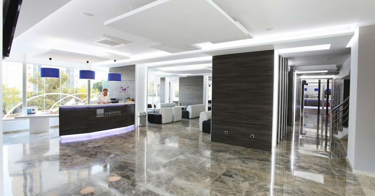 Een foto van het interieur van Flamingo Beach Resort