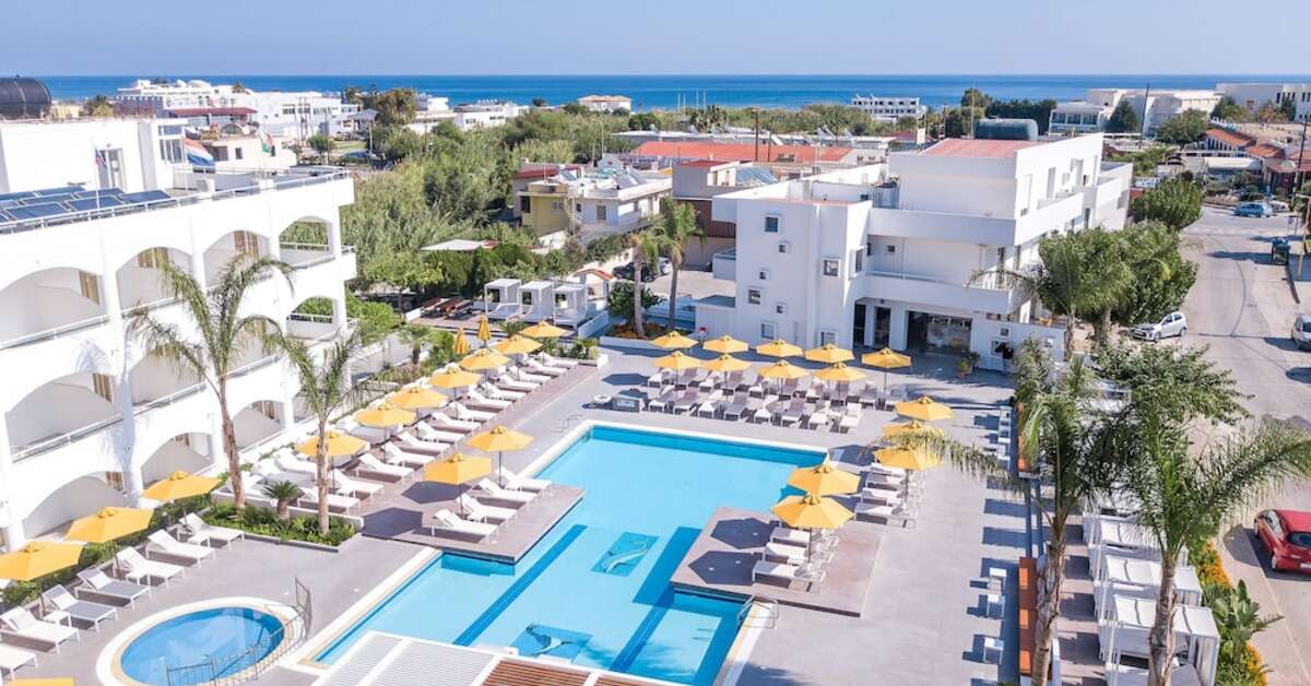 Een foto van het zwembad bij Orion Hotel Faliraki
