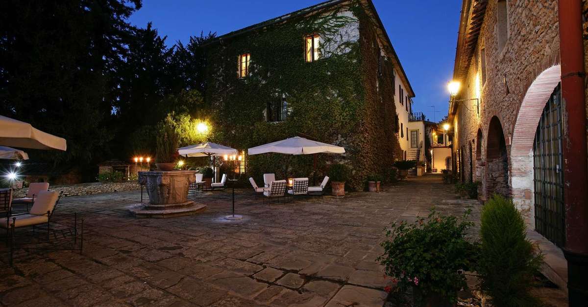 Een foto van het terras bij Borgo San Luigi