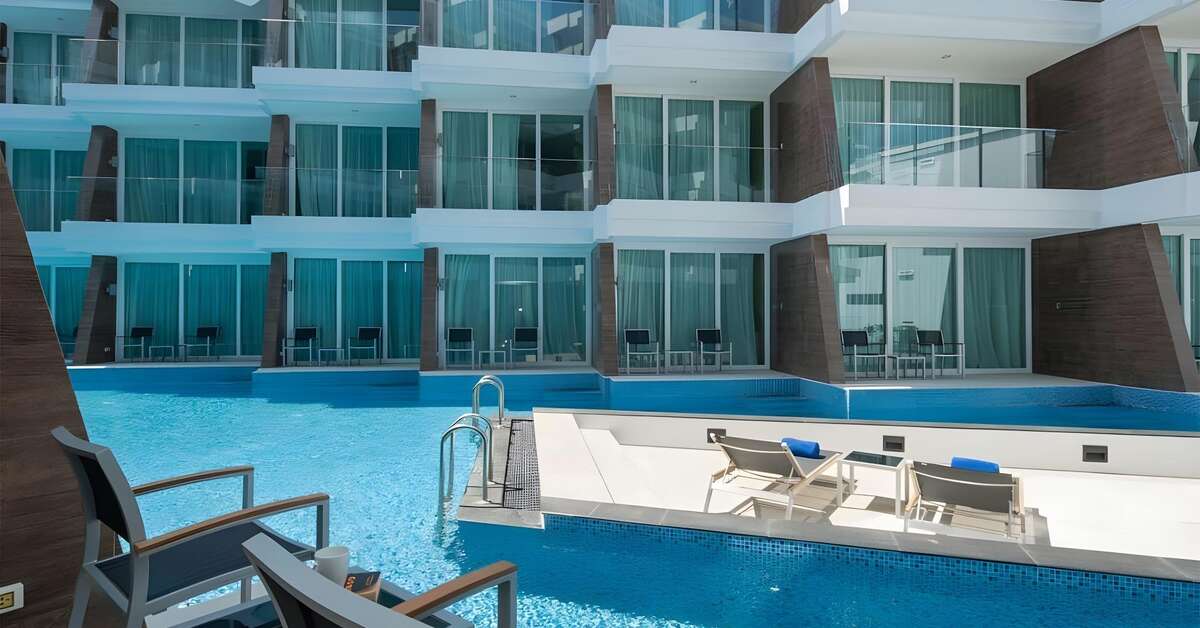 Een foto van The Beachfront Hotel Phuket