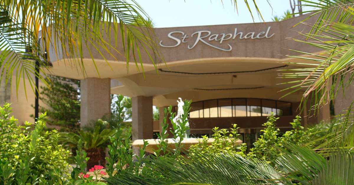 Een foto van St. Raphael Resort