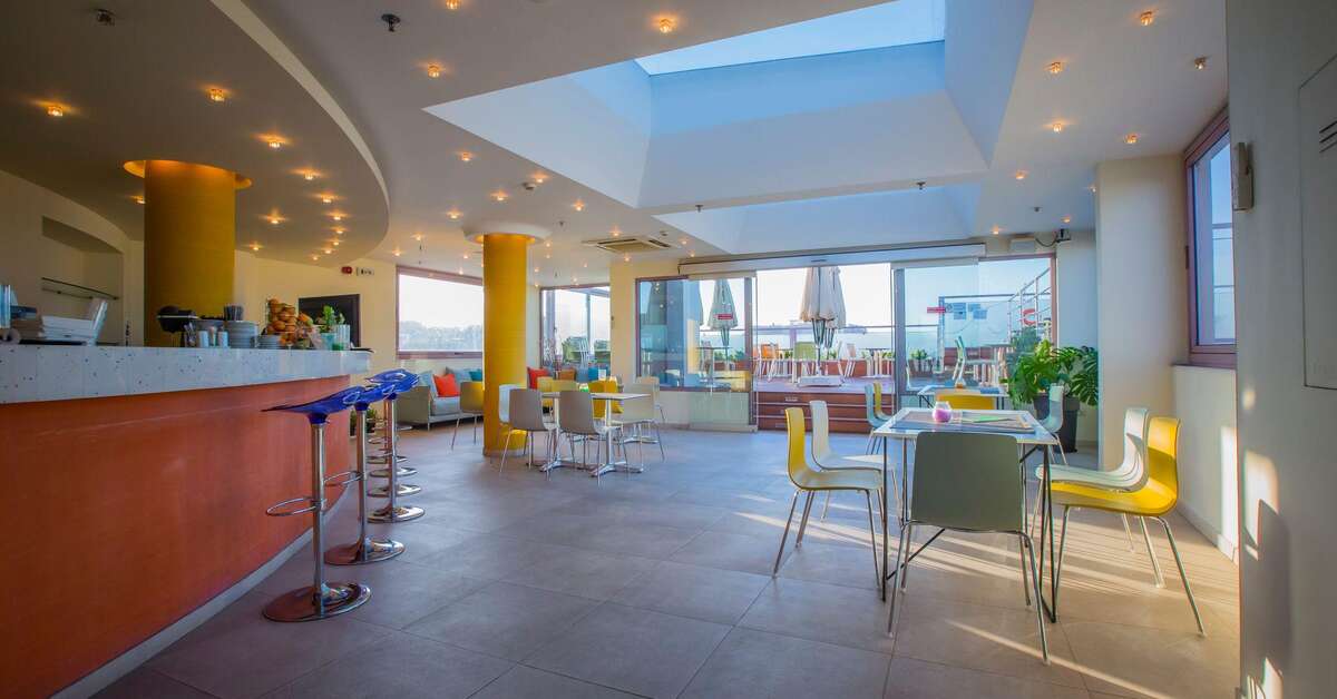 Een foto van de faciliteiten bij Novus City Hotel