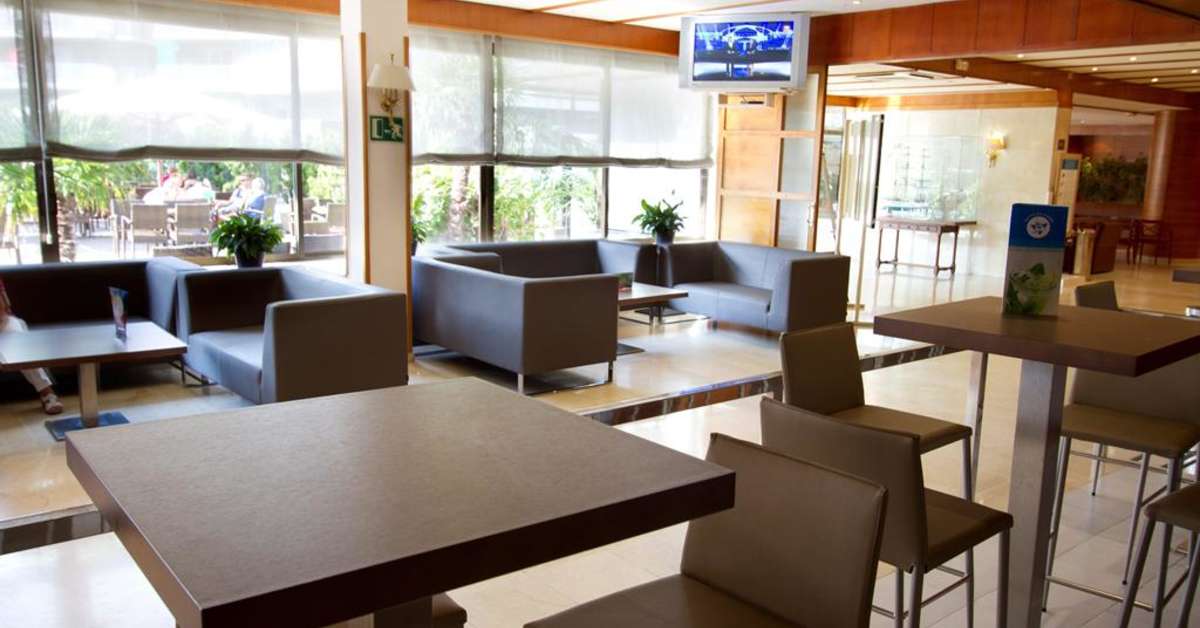 Een foto van het interieur van Hotel Gran Garbi & Hotel Gran Garbi Mar