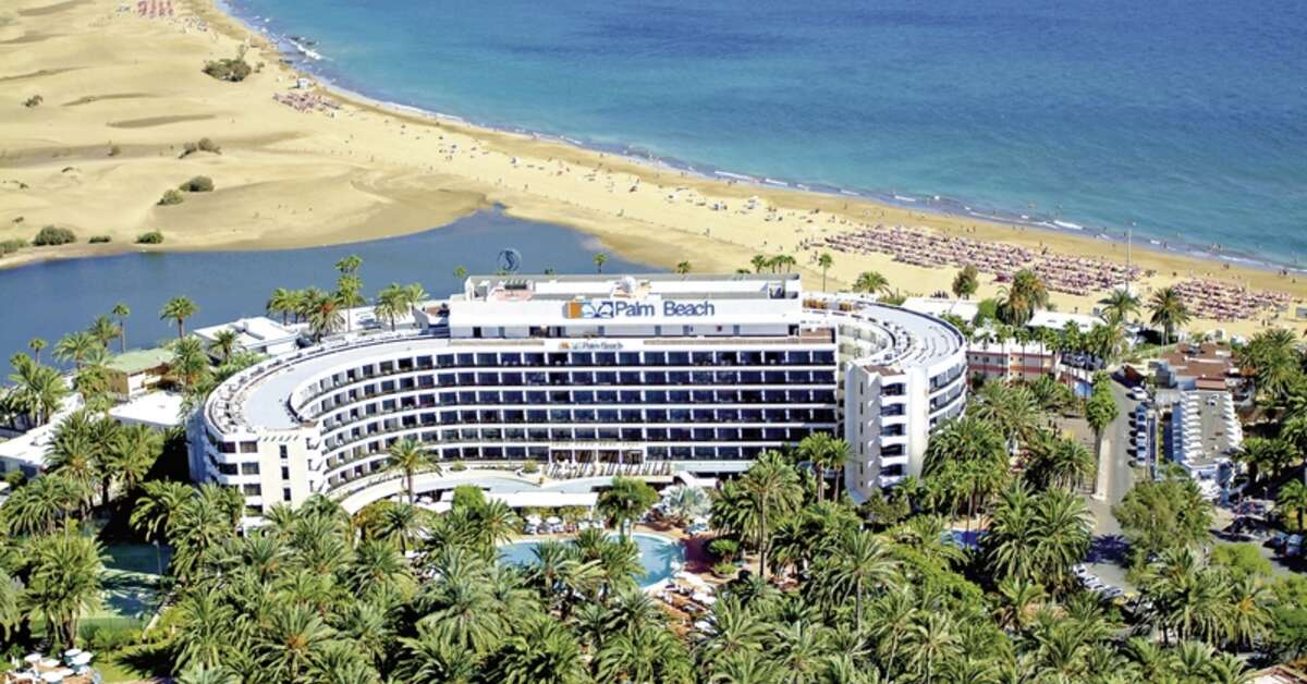 Een foto van de buitenkant van Seaside Palm Beach
