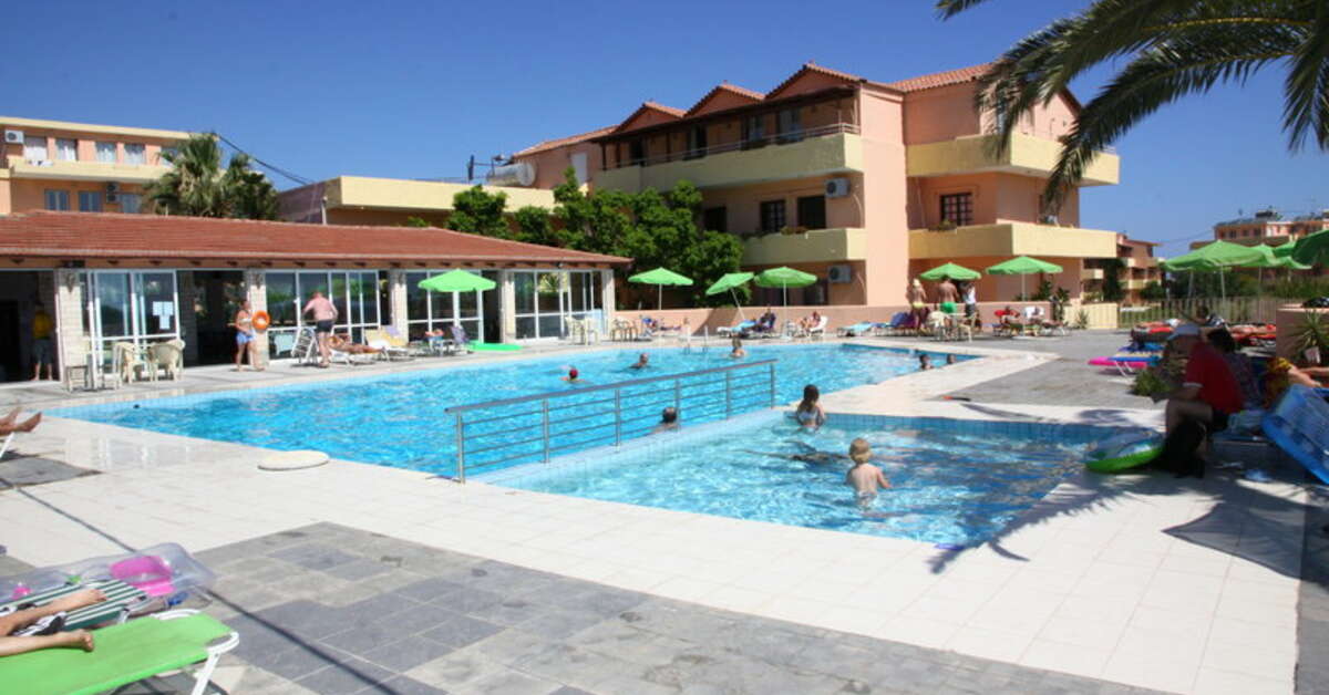 Een foto van het zwembad bij Fereniki Holiday Beach Resort