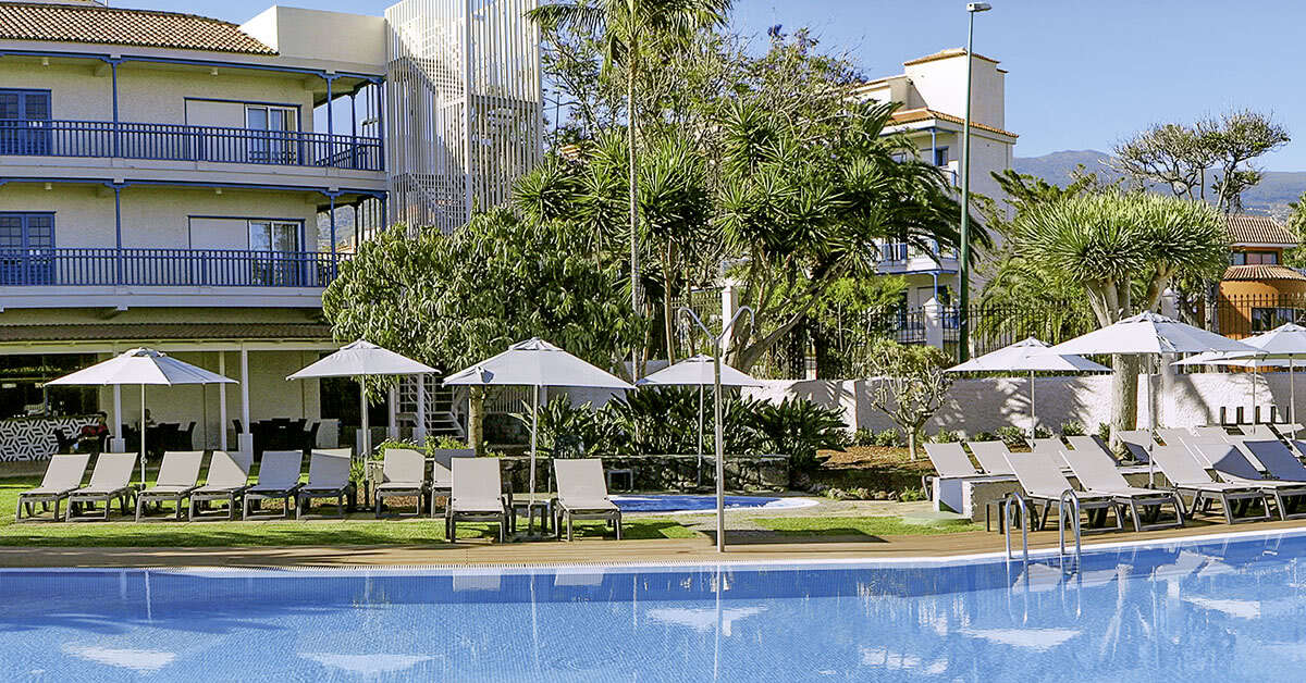 Een foto van het zwembad bij Hotel O7 Tenerife